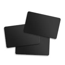 TARJETA PVC COLOR NEGRO MATE PARA IMPRESORA EDIKIO. PAQUETE 100 PIEZAS. MEDIDA 8.5 X 5.4 CM. .30 MI